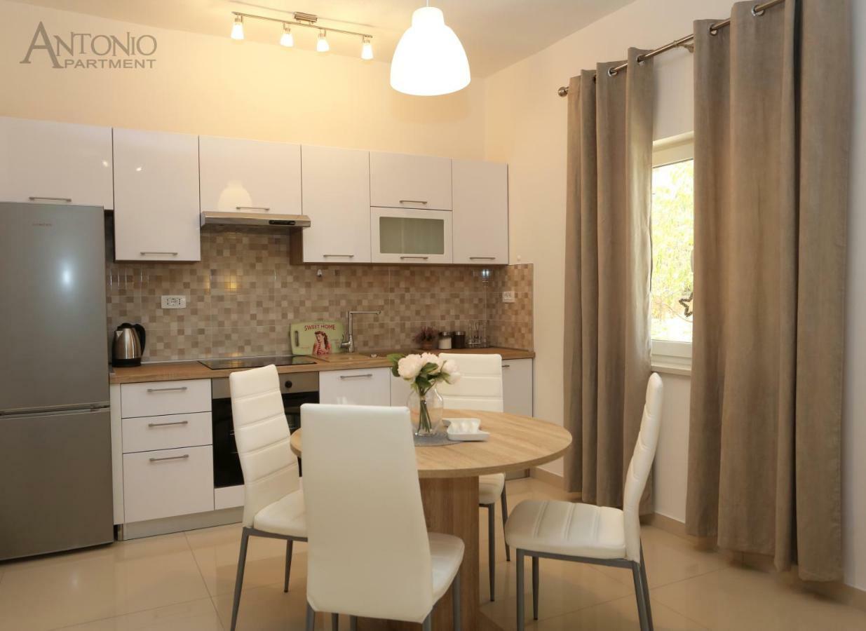 Apartamento Antonio Šibenik Exterior foto